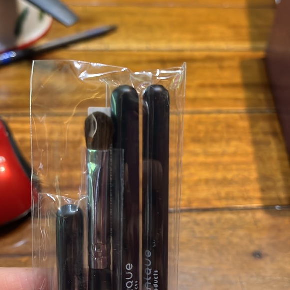 Makeup Brush Set - Picture 3 of 3